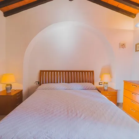 Apartment Casa Alex A Schiopparello - Goelba